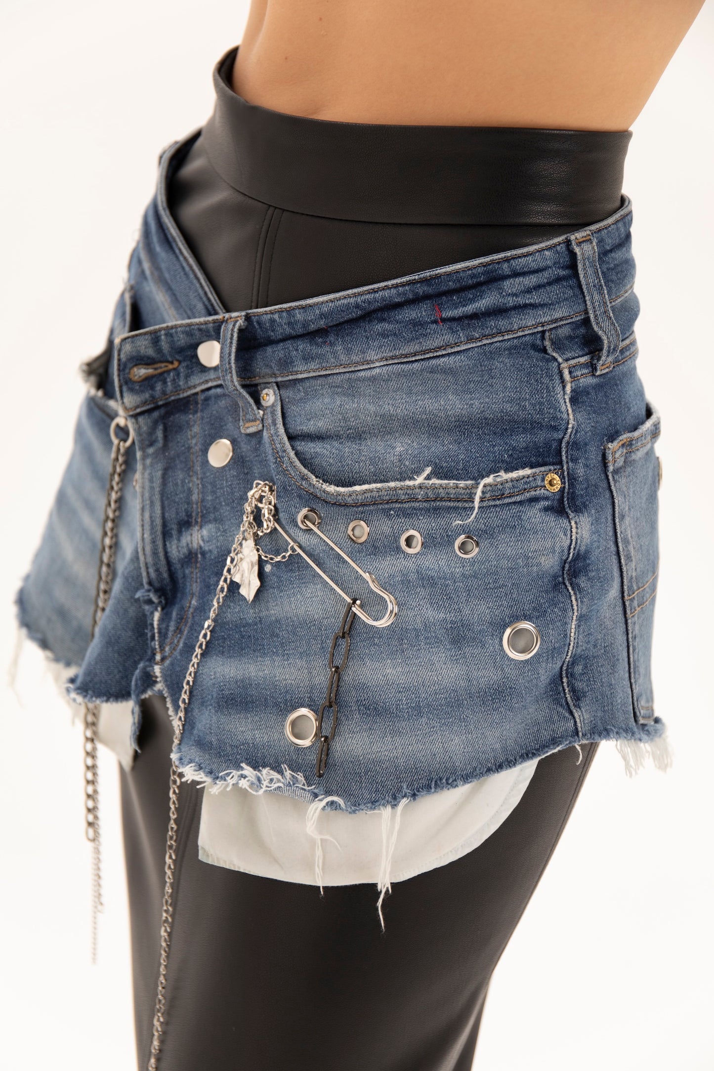 upcycling denim skirt/Basque (available in New York)