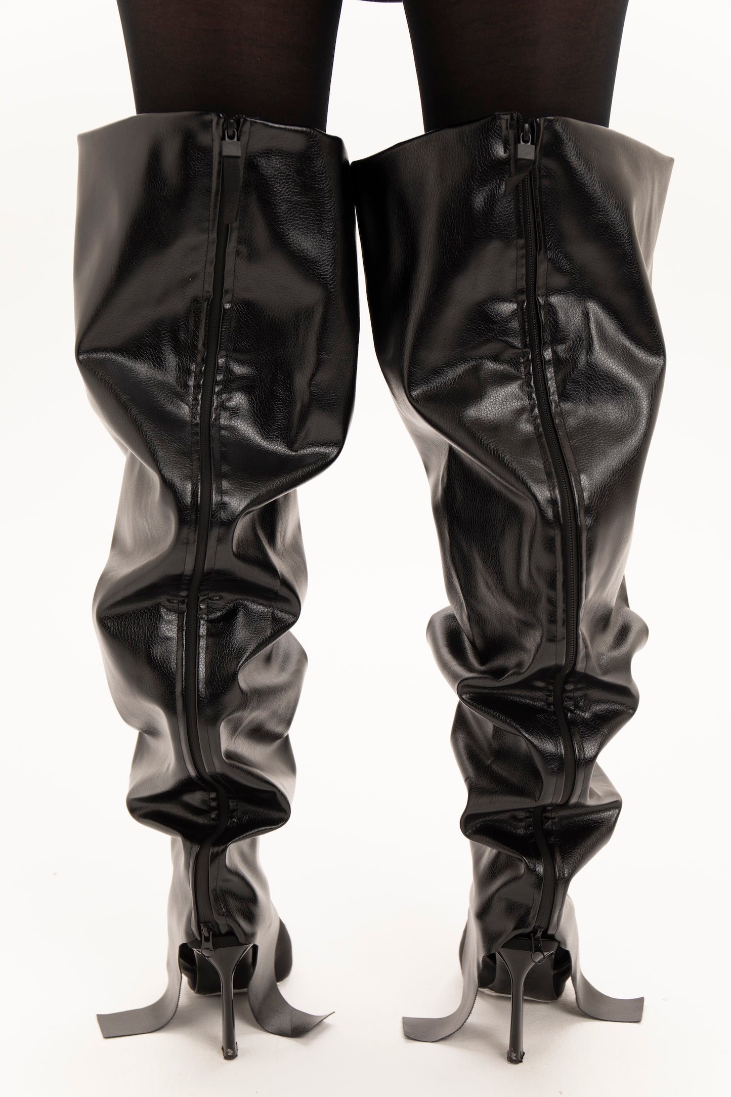 Boot cover (available in New York)