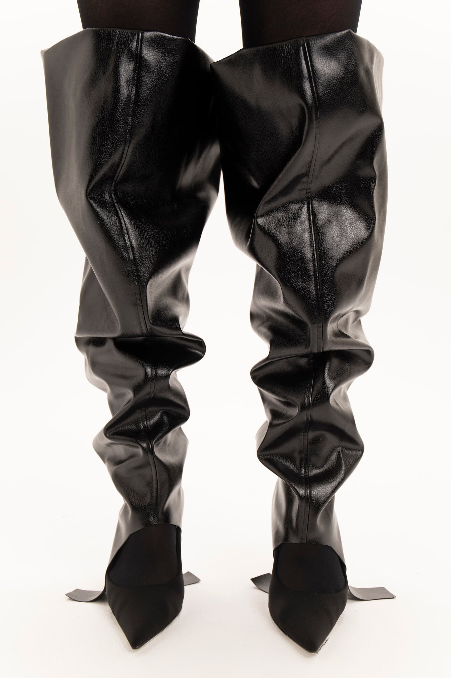 Boot cover (available in New York)